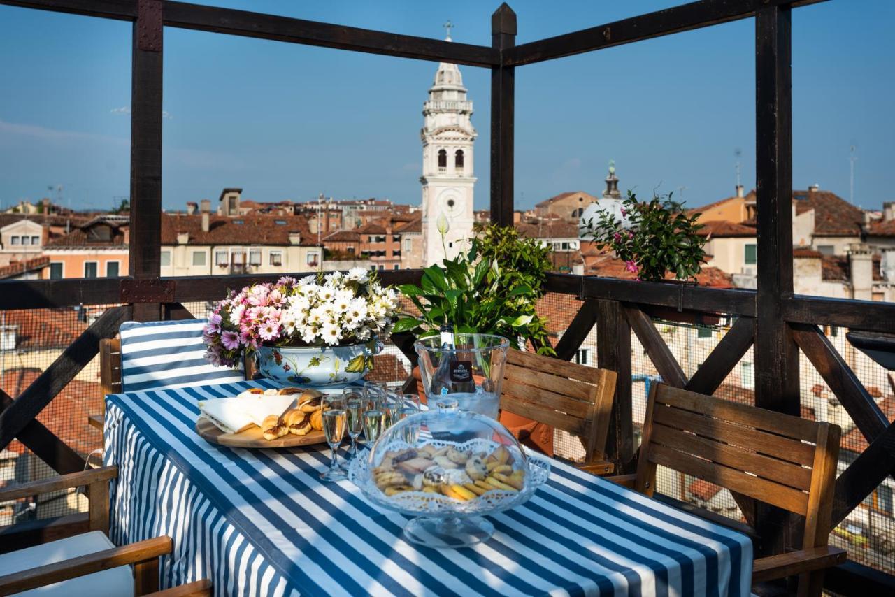 Penthouse With Rooftop Terrace And 360 Views Of - Venice5th Appartement